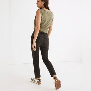 Madewell curvy perfect vintage jean in black lunar wash—new with tags! Size 25